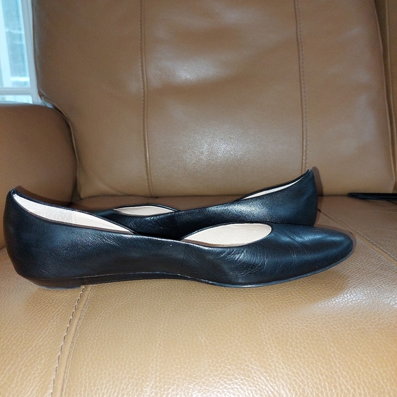 French Connection black flats - Picture 2 of 7